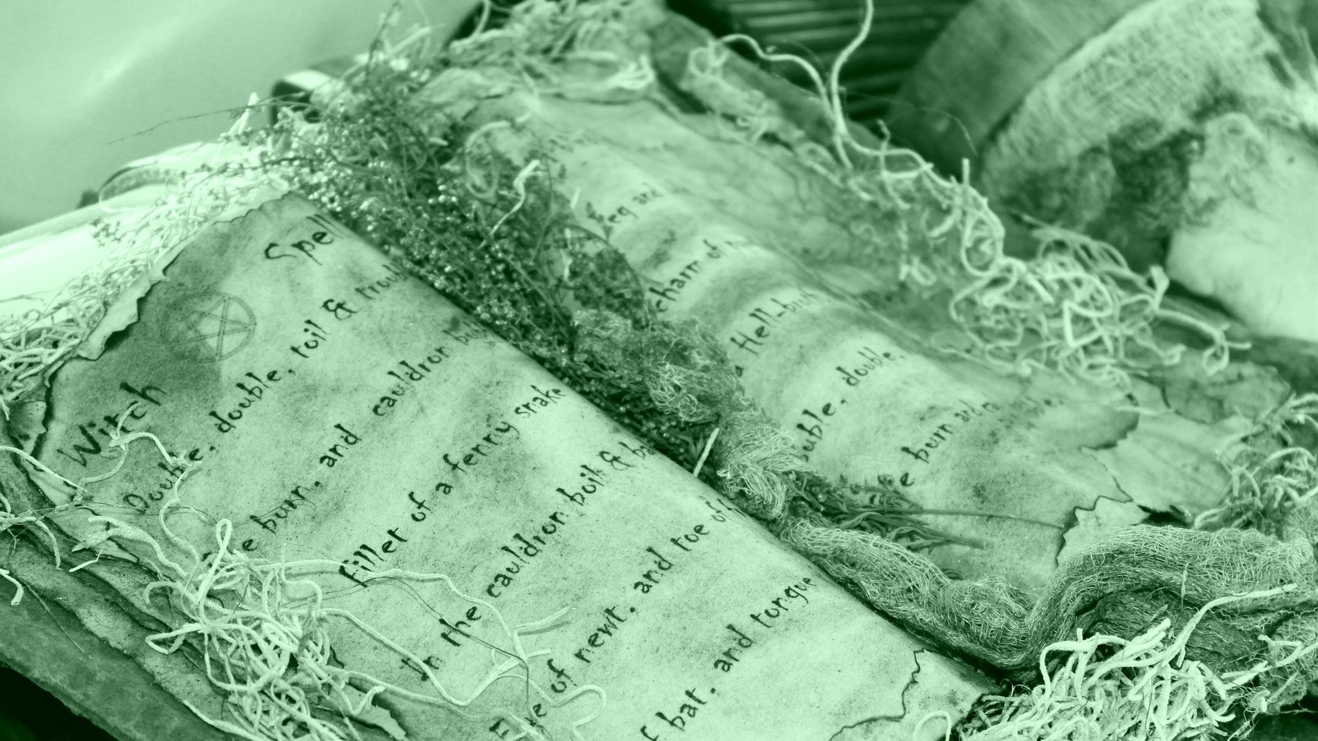 Book of Shadows of the Green Witches Coven. An online Coven of Witches sharing tips on Witchcraft and casting Spells that work with harm to none! Book of Shadows of the Green Witches Coven. An online Coven of Witches sharing tips on Witchcraft and casting Spells that work with harm to none!