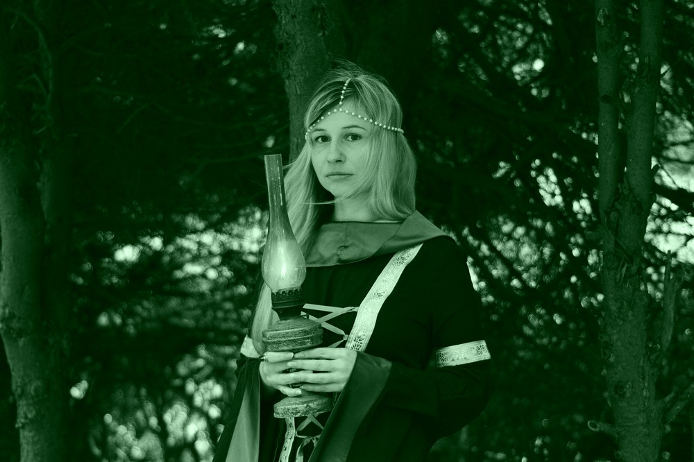 Beautiful Witch and member of the Green Witches Coven. An online Coven of Witches sharing tips on Witchcraft and casting Spells that work with harm to none! Beautiful Witch and member of the Green Witches Coven. An online Coven of Witches sharing tips on Witchcraft and casting Spells that work with harm to none!