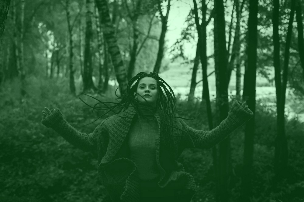 Beautiful Witch and member of the Green Witches Coven. An online Coven of Witches sharing tips on Witchcraft and casting Spells that work with harm to none! Beautiful Witch and member of the Green Witches Coven. An online Coven of Witches sharing tips on Witchcraft and casting Spells that work with harm to none!